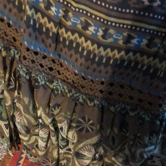 Italian Evening blouse and skirt - Picture 8 of 8